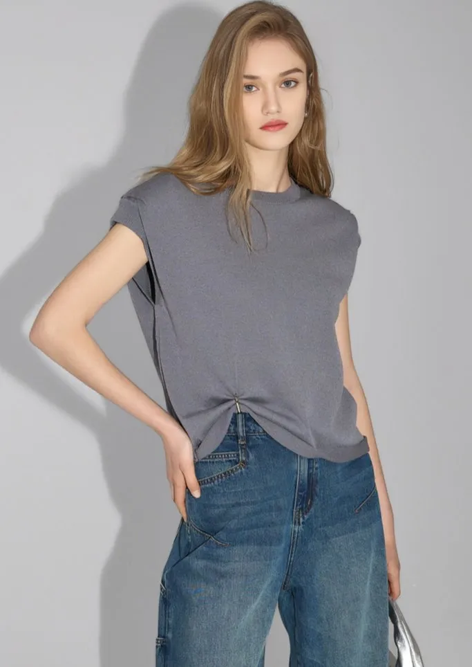 SIMPLE SLEEVELESS KNIT
